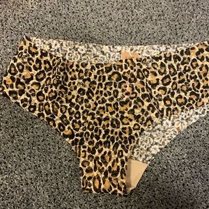 Very sexy lace cheetah panties